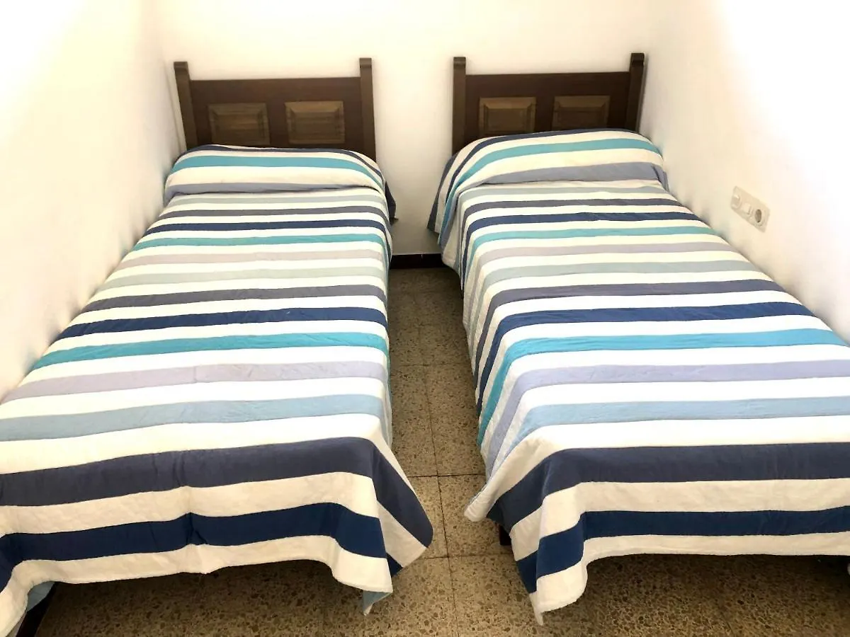 PORT SOTAVENT 2C - Apartamento en la Marina de Empuriabrava - piscina comunitaria, - parking - vistas al canal - cerca centro y playa